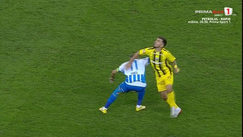 Eliminarea lui Bancu din meciul U Craiova - Dinamo. Foto: Captură, Prima Sport