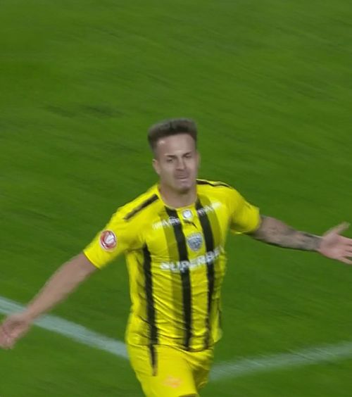 Pop lovește pe final!    VIDEO.  Atacantul,   din nou decisiv  pentru Dinamo! „Câinii” pleacă neînvinși din Bănie