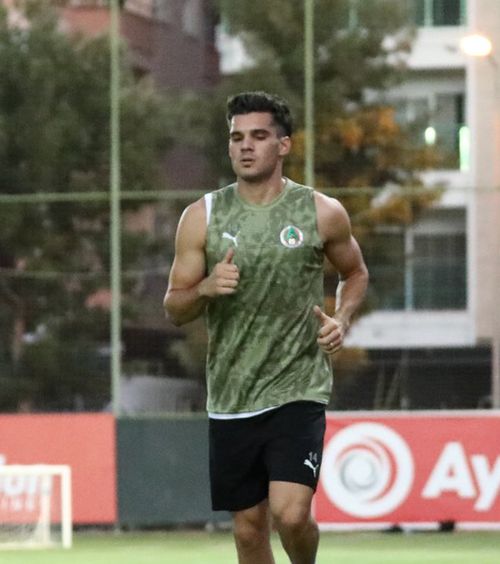 Ianis Hagi, mesaj pentru Gică  Dorința fotbalistului după meciul cu Galatasaray: „Sper   să continue  până mă voi retrage” + ce a scris presa din Turcia