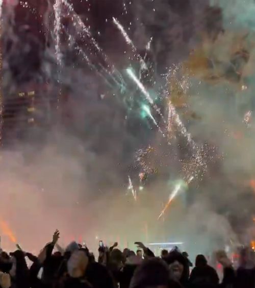 Artificii la hotel  Fanii lui Galatasaray   i-au ținut treji  pe jucătorii lui Liverpool, înainte de partida din Liga Campionilor