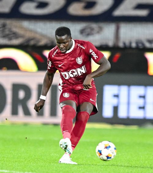 CFR i-a scăzut mai mult cota  Zouma a jucat zece minute la Cluj, dar   nu mai e superstoperul de la Chelsea   