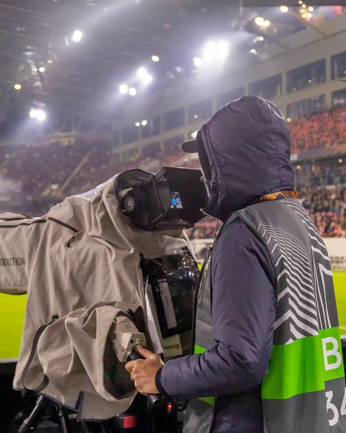 Cine transmite la TV FCSB - Young Boys  Primul meci al campioanei pe teren propriu în faza principală din   Europa League