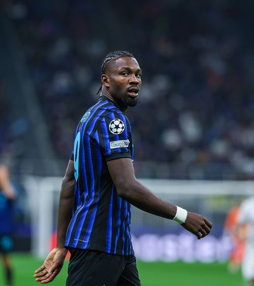 Lovitură pentru Chivu  Vedeta lui Inter   s-a accidentat  și ar putea rata câteva meciuri importante