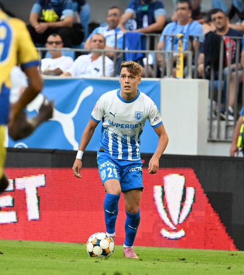 Pleacă după 6 luni!   Jucătorul pe care U Craiova a plătit   1 milion de euro , out în iarnă: „De-abia acum s-au convins”