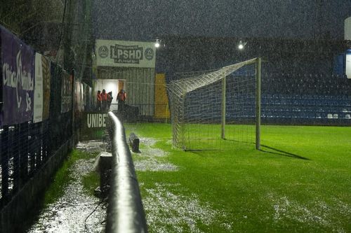 Slobozia - Dinamo. Gazon horror (13).jpg