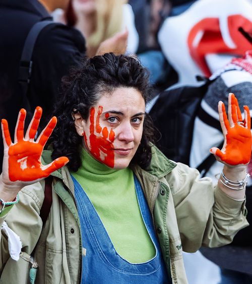 „Nu mai amânați votul!”  Scrisoarea experților către UEFA. Panou anti-Israel în Madrid: „Genocid” » De ce   interdicția sportivă  poate avea efect