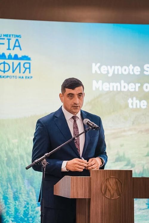 George Simion, derapaj cu repetiție  Ce a scris despre   Nicușor Dan  » Aceeași reacție pentru care își prezenta scuzele în urmă cu 5 luni