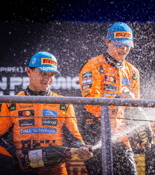 Dominație totală în Formula 1  Au câștigat   titlul mondial  cu 6 etape înainte de finalul sezonului + Russell, victorie surpriză în Singapore