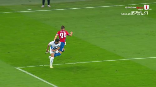 FCSB - U Craiova, penalty la duelul Screciu-Stoian. Captura Prima Sport (12).jpg
