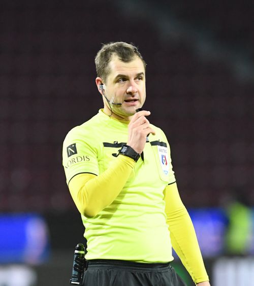 Salvatorul lui Kovacs, grave probleme de sănătate    Sorin Costreie,  care i-a schimbat 3 decizii lui Istvan, a suportat operații complicate, care i-au blocat cariera de „central”