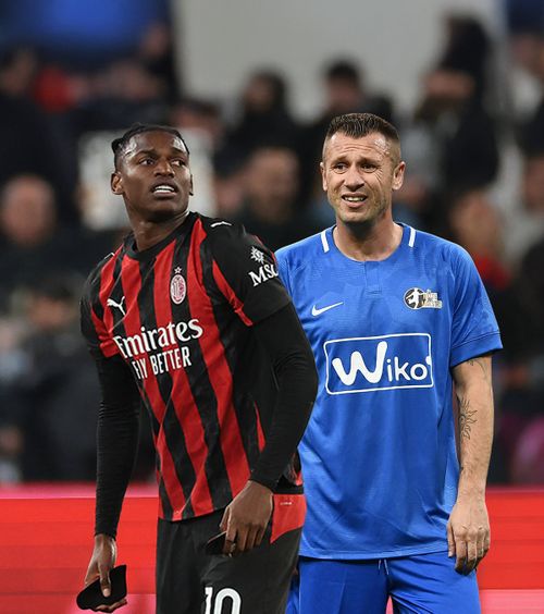 „Se crede fenomen, dar nu știe fotbal”     Cassano  face praf o vedetă de la AC Milan: „Nu marchează, nu pasează, nu știe nimic. Eu eram deja la Real Madrid!”