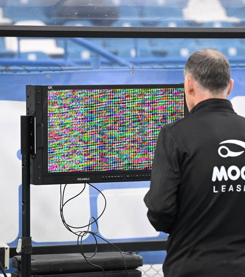 VAR în cârje  Vassaras a dezvăluit   probleme majore  la ședința CCA: „În 23% din meciuri au existat probleme tehnice cu videoarbitrajul”