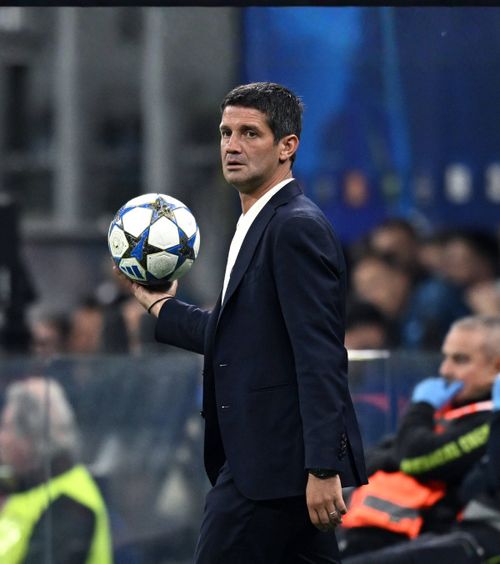 „Doar antrenorii mari au calitatea lui”    Mkhitaryan, despre Chivu,  stilul său de joc, modul de a anunța titularii și ce l-a atras cel mai mult la el