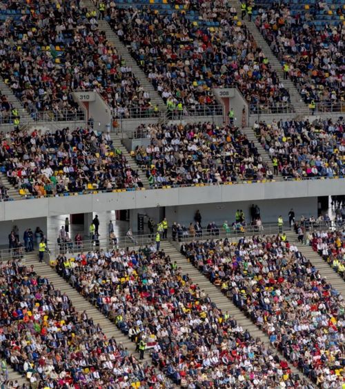 Martorii lui Iehova, lângă Metallica, pe Arenă în 2026!  Primăria anunță pentru GOLAZO.ro   cât va fi închis stadionul  pentru fotbal anul viitor. Lovite: FCSB, Dinamo, Rapid