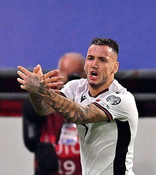 „Ucideți albanezii!”    VIDEO.  Istvan Kovacs, în mijlocul unor   incidente grave la Serbia - Albania  » Marcatorul golului victoriei s-a răzbunat pe sârbi