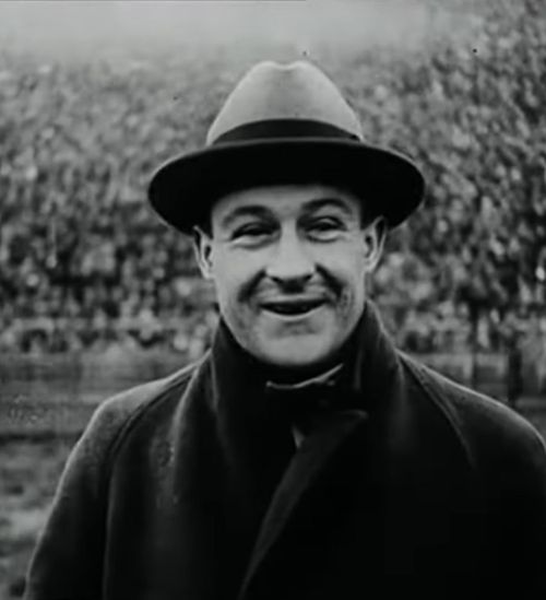 Viața tulburătoare a lui Josef Uridil    Primul selecționer străin al României:  a fost rănit pe front, a devenit superstar în Austria și a murit sărac