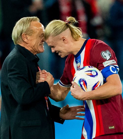 Haaland este de neoprit  Norvegianul e al șaselea jucător din istorie care a reușit performanța asta!   Și primul în ultimii 53 de ani