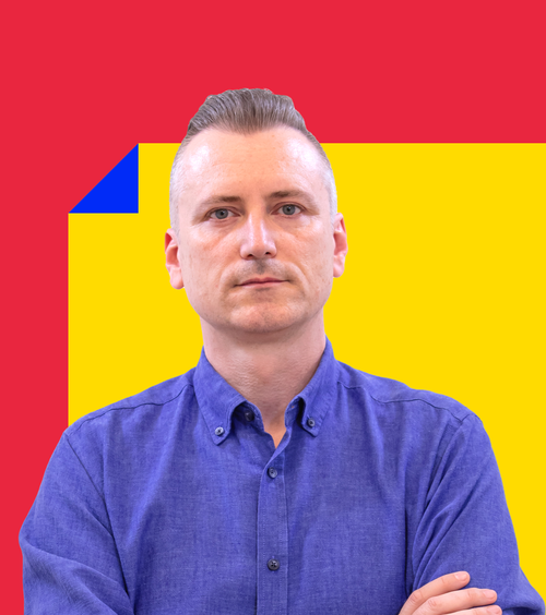 Cătălin Țepelin    7  scurte. Haideți   să-l înjurăm pe Hagi!