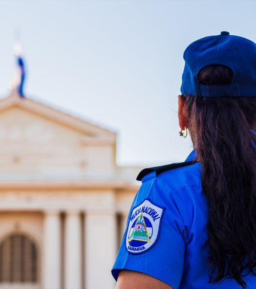 Poliția a intrat în vestiar  Jucătorul naționalei,   la un pas de a fi arestat  înainte de meciul din preliminariile CM 2026! » Ce s-a întâmplat