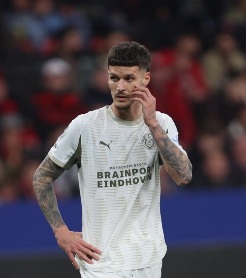 Man a fost a 3-a opțiune la PSV  Directorul financiar al clubului din Eindhoven spune   cum s-a transferat „tricolorul” în Eredivisie