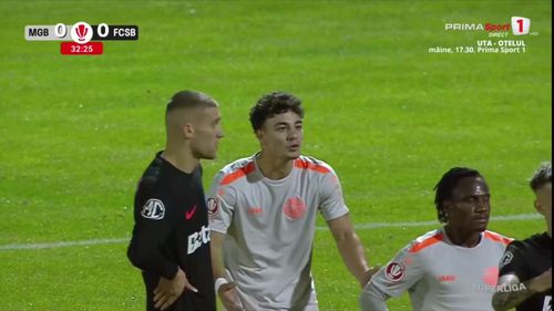 Metaloglobus - FCSB penalty pentru oaspeti. Capturi Prima Sport (3).jpg