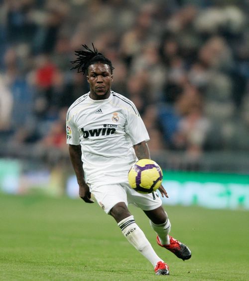 A suferit un AVC   Fostul jucător de la   Real Madrid  a fost transportat de urgență la spital