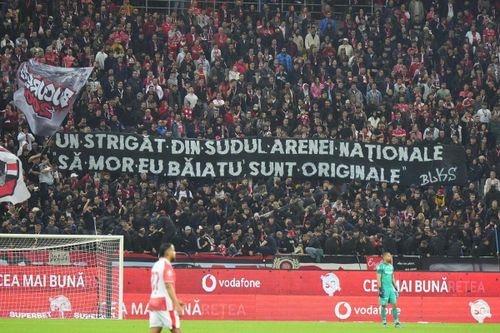 Mesajele galeriei lui Dinamo la adresa Rapidului