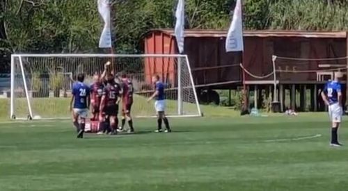 Diego Forlan, accidentare horror într-un meci de Old Boys Foto captura ecran as.com