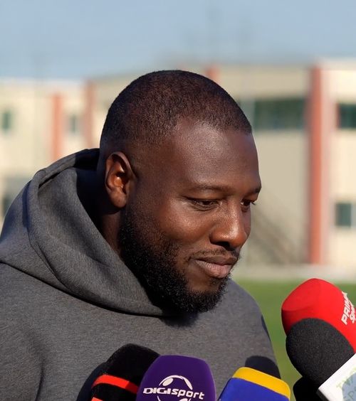 Vizită - surpriză la antrenamentul FCSB  Fostul golgeter va fi prezent la meciul cu   Bologna  din Europa League: pe cine a remarcat