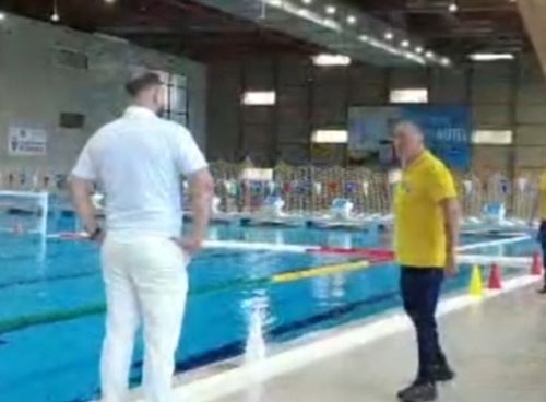 Maxim Crișan și Adrian Cîmpanu aproape de bătaie Foto captura ecran gsp (2).jpeg