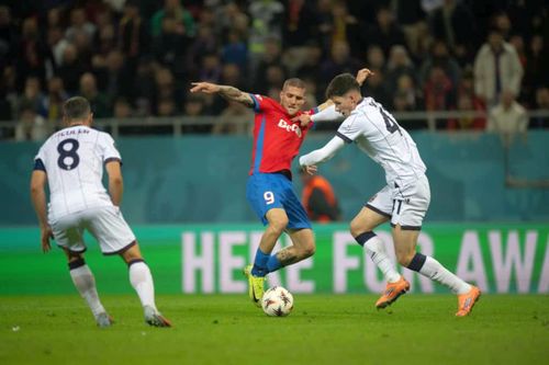 Penalty-ul cerut de FCSB în meciul cu Bologna (foto: Raed Krishan/GOLAZO.ro)
