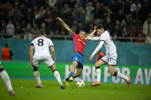 Penalty-ul cerut de FCSB în meciul cu Bologna (foto: Raed Krishan/GOLAZO.ro)