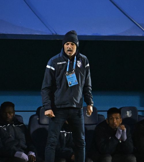 „Un rezultat echitabil”   Bogdan Andone,   mulțumit  de remiza cu Dinamo: „Mă bucur pentru băieți” + Ce spune Moldoveanu 