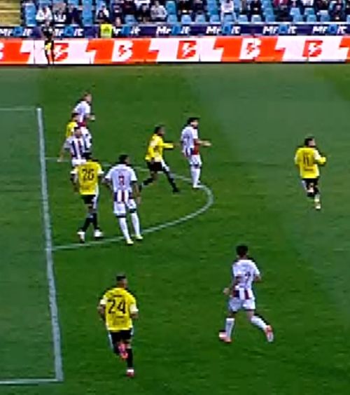 Probleme majore cu VAR    FOTO.   Meciul din Liga 1 s-a încheiat după   116 minute  din cauza sistemului! Ce au decis arbitrii la cele   trei faze controversate