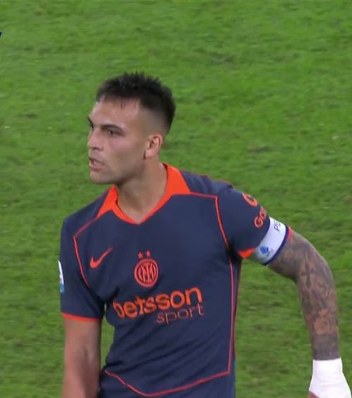 Scandal la Napoli - Inter   Lautaro,   semne obscene  spre antrenor + Aproape de bătaie!
