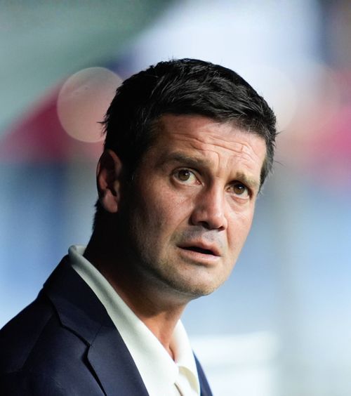 Critici și laude pentru Chivu  Italienii nu-l menajează după eșecul cu Napoli:   „Aceleași probleme de echilibru”  + Notele primite de antrenorul lui Inter