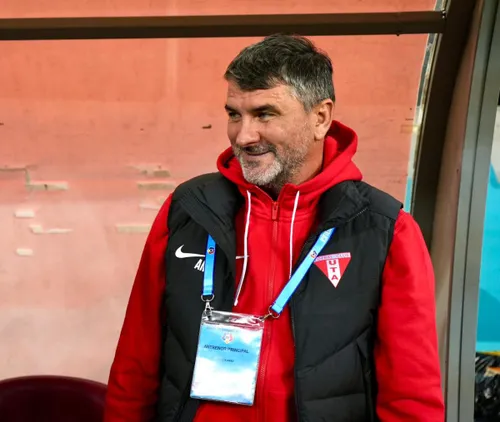 FCSB - UTA, meci FOTO Iosif Popescu GOLAZO (4).jpg