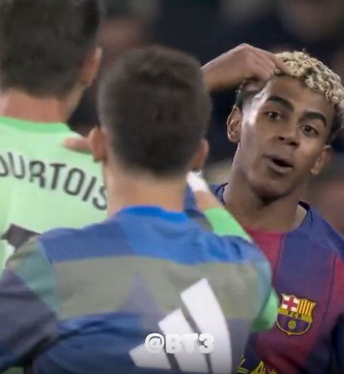  La un pas de bătaie  Spiritele s-au încins la finalul   primului El Clasico  » De la ce a pornit conflictul: „Hai, vorbește acum!”