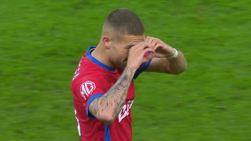 FCSB - UTA Golul lui Birligea. Capturi Prima Sport (28).jpg