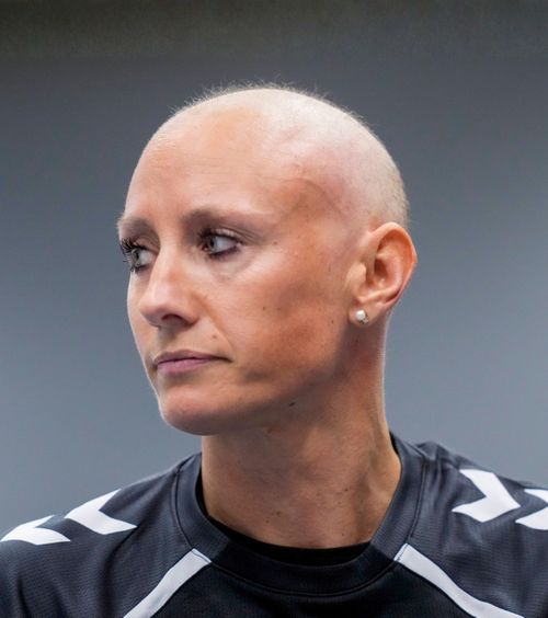 Comentariu deplasat  Un crainic din Norvegia,   concediat pentru o glumă despre Camilla Herrem,  handbalistă diagnosticată cu cancer