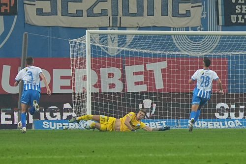 Universitatea Craiova - Rapid