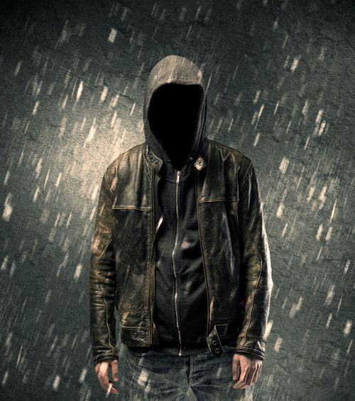 Groază în Premier League    UPDATE.  Jucătorul amenințat   cu pistolul  de un agent ar fi colegul lui Drăgușin!