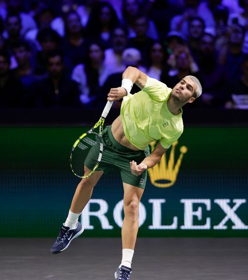 Djokovic vs. Alcaraz  Duel tare încă din grupe la   Turneul Campionilor!   Cum arată meciurile + cine se bate pe ultimul loc disponibil
