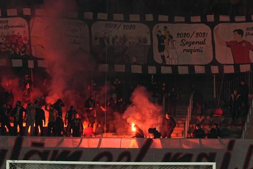 Hermannstadt - FCSB, scenografia suporterilor sibieni FOTO GOLAZO (4).jpg