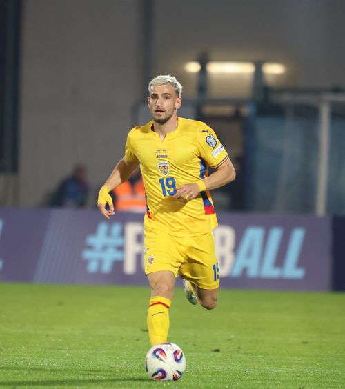 „Cea mai bună perioadă”   Vlad Dragomir, la revenirea în cantonamentul naționalei: „Mi-a fost   puțin teamă  de legătura dintre mine și colegi”