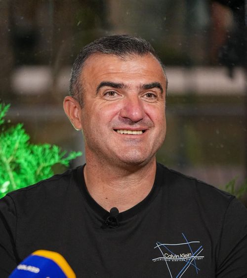 „Ăsta e punctul nostru slab”    VIDEO.  Adnan Guso, pronostic înainte de Bosnia - România:   „Nu mai suntem forța care am fost”  » De ce se joacă la Zenica