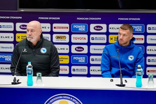 Sergej Barbarez și Edin Dzeko, conferință înainte de Bosnia - România (FOTO: Iosif Popescu / GOLAZO.ro)