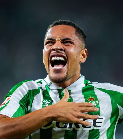 Acuzat de homofobie  Vitor Roque, ex-Barcelona și Betis,   riscă o suspendare uriașă în Brazilia,  după o postare pe social media