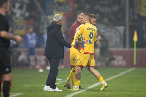 Denis Drăguș, eliminat în Bosnia - România 3-1 (FOTO: Raed Krishan / GOLAZO.ro)