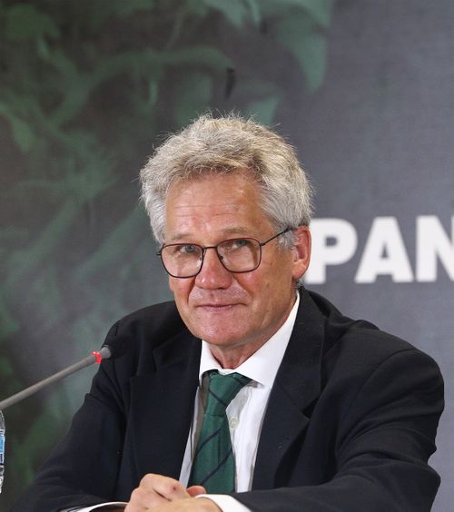 „Te cunosc, nu pleci nicăieri”  Ladislau Boloni, dezvăluiri despre   dependența de droguri  a unui mare jucător: „Doctorul îmi făcea semn că era pozitiv”